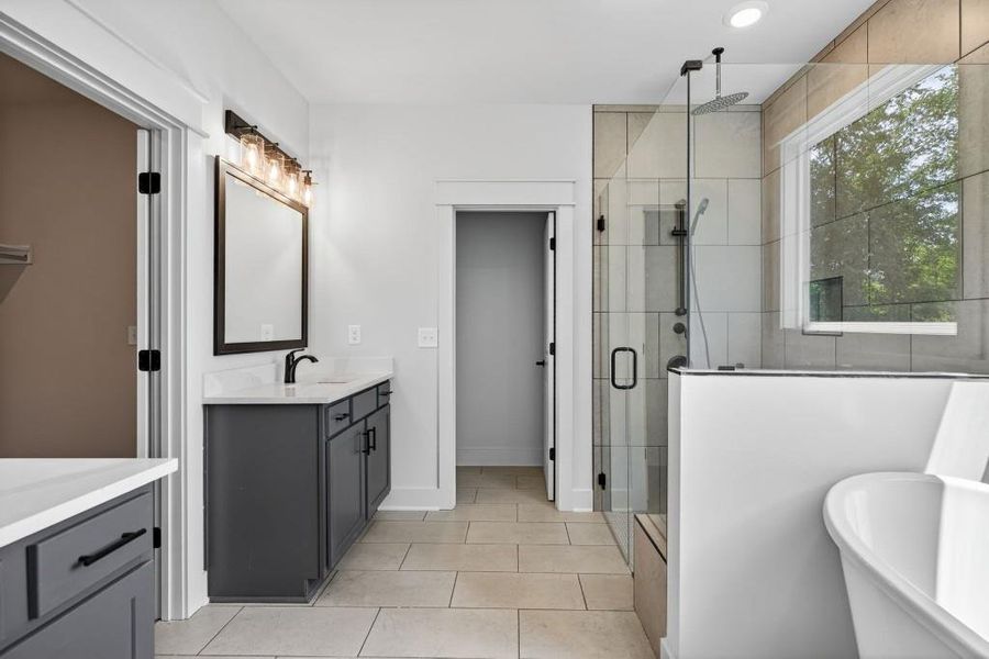 Furnished interior view inside a new home in , Dallas (Image 11).