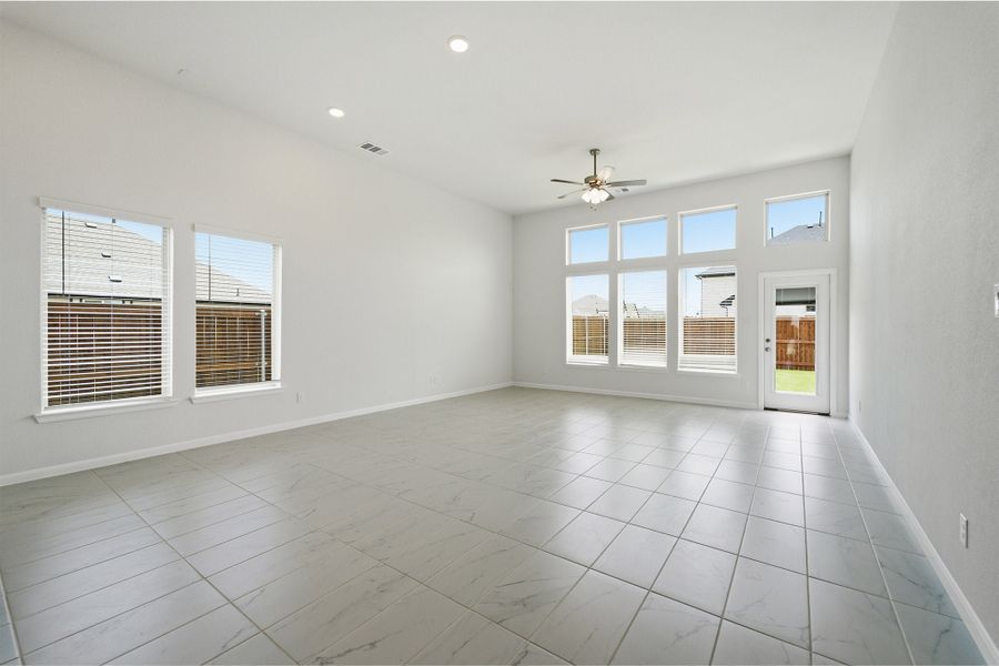Spacious, unfurnished interior of a new home in La Terra, Celina (Image 22). Spacious, unfurnished interior of a new home in La Terra, Celina (Image 22).