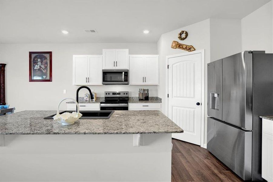 Furnished interior view inside a new home in , Dallas (Image 27).