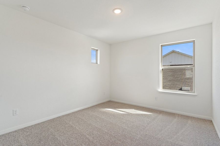 037_lb105448_823 037_lb105448_823