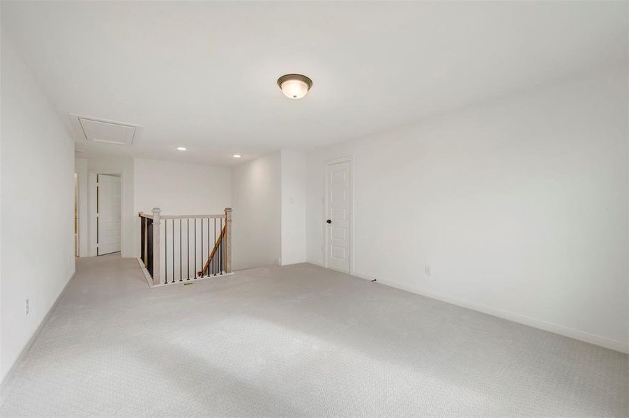 Spacious, unfurnished interior of a new home in Talia – Garden Series, Mesquite (Image 28).