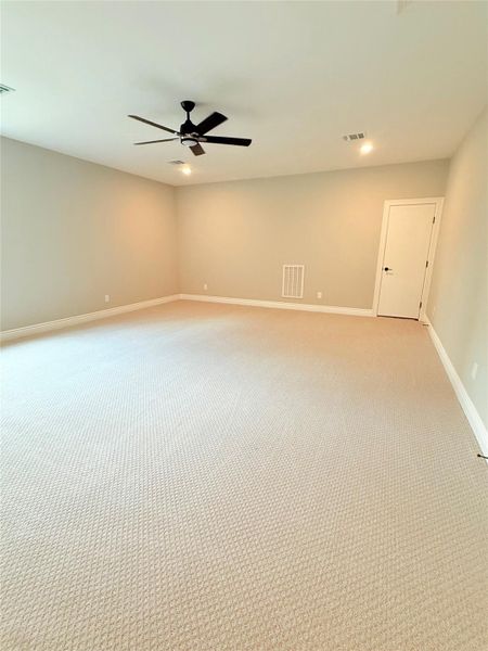 Spacious, unfurnished interior of a new home in , New Caney (Image 27).