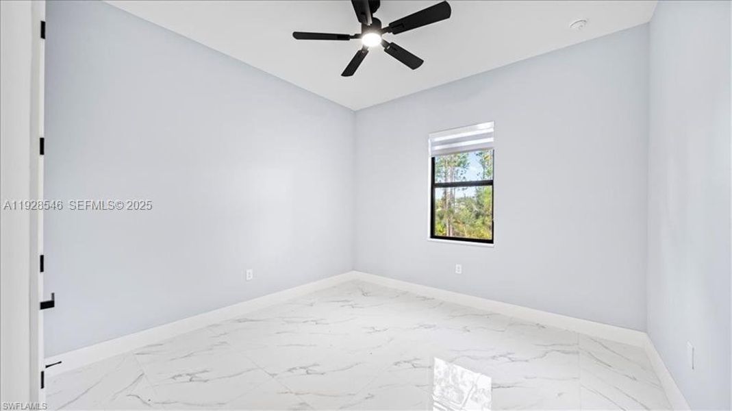 Spacious, unfurnished interior of a new home in , Lehigh Acres (Image 16).