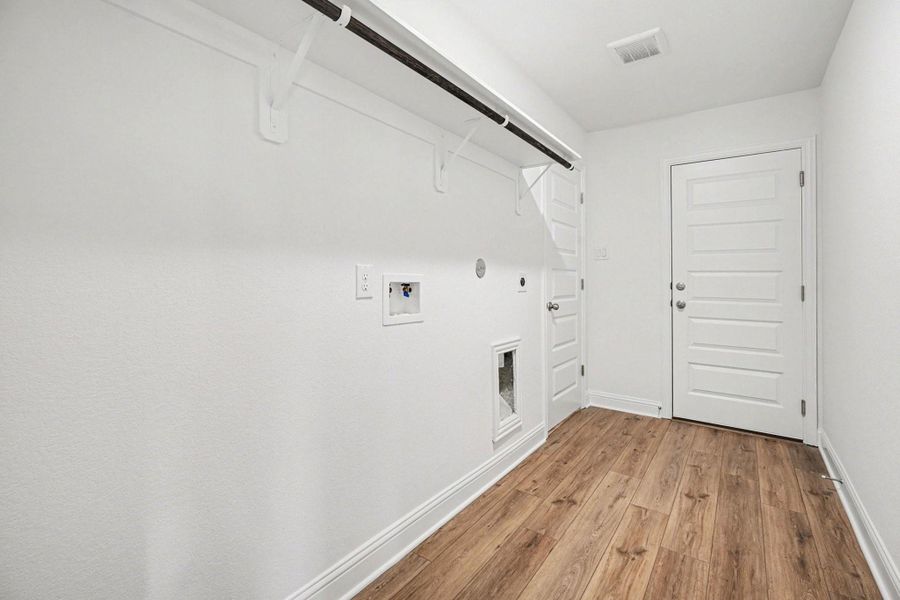 Spacious, unfurnished interior of a new home in , Angleton (Image 24). Spacious, unfurnished interior of a new home in , Angleton (Image 24).