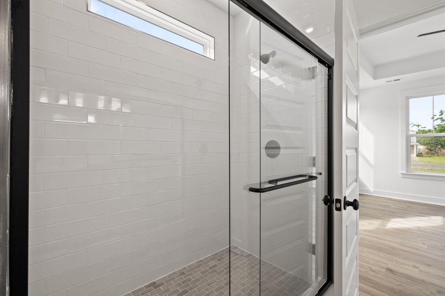 Representative interior finishes for a home built from the Fischer by Hunter Quinn Homes in Beaufort County Homes, Beaufort (Image 16). Representative interior finishes for a home built from the Fischer by Hunter Quinn Homes in Beaufort County Homes, Beaufort (Image 16).