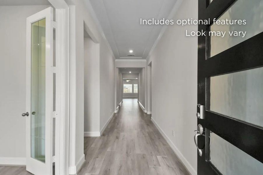 Spacious, unfurnished interior of a new home in WILDTREE 60', Montgomery (Image 9).