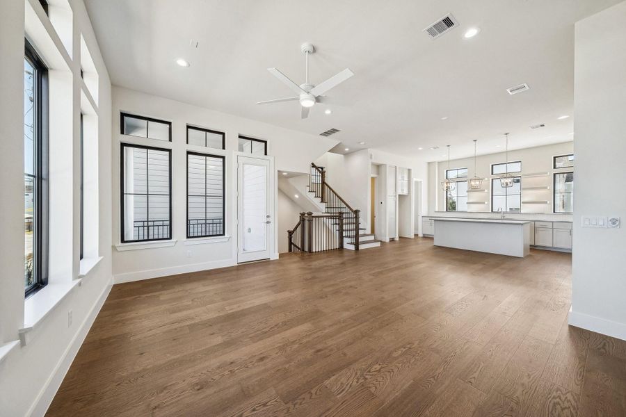 Spacious, unfurnished interior of a new home in Spring Valley Creek, Houston (Image 41).