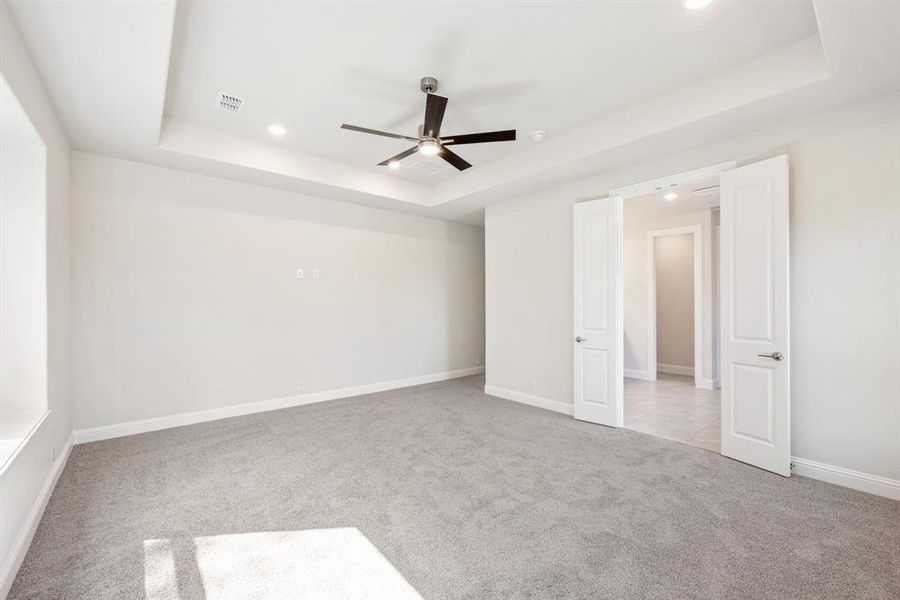 Spacious, unfurnished interior of a new home in Ridgepoint, Midlothian (Image 23). Spacious, unfurnished interior of a new home in Ridgepoint, Midlothian (Image 23).