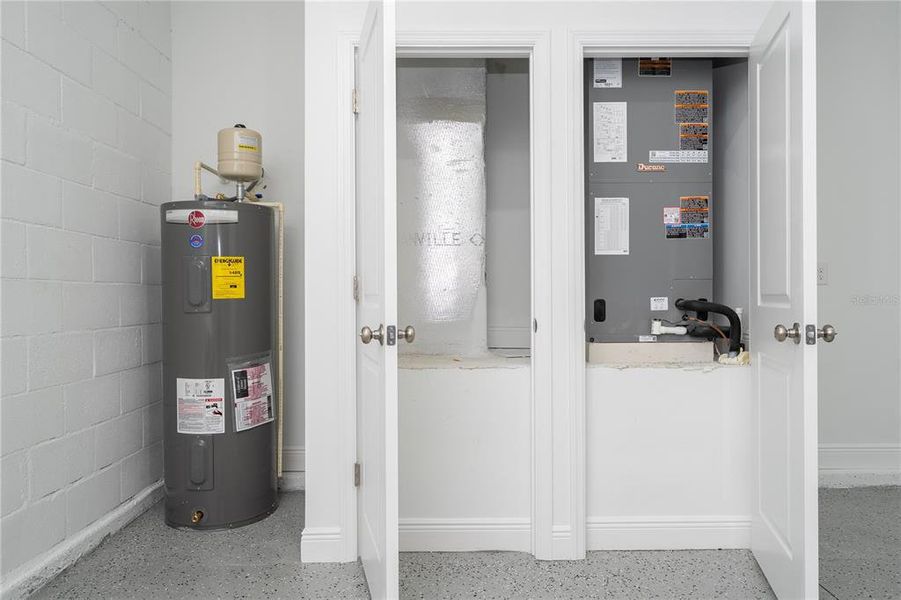 Furnished interior view inside a new home in , Haines City (Image 6).