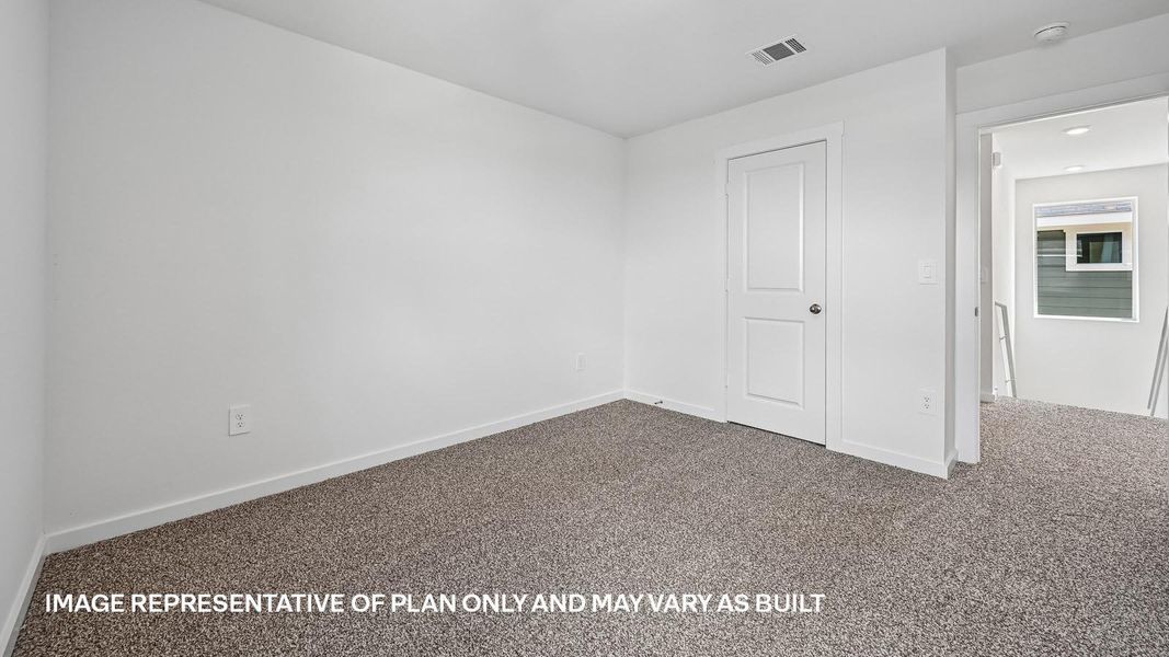 Spacious, unfurnished interior of a new home in Frontier, Mustang Ridge (Image 25).
