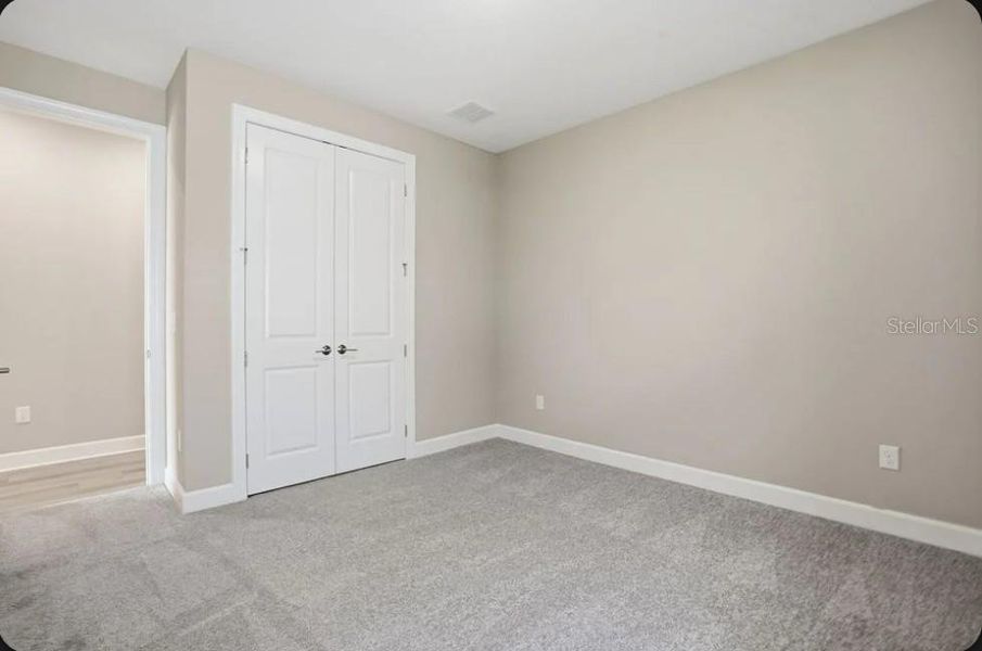 Spacious, unfurnished interior of a new home in Coasterra Community Group Page, Palmetto (Image 15).