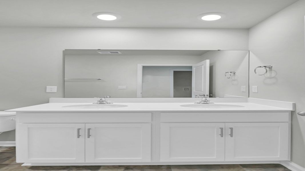 Representative furnished interior of a home built from the AISLE by D.R. Horton in Livingston Woods, Irmo (Image 9).