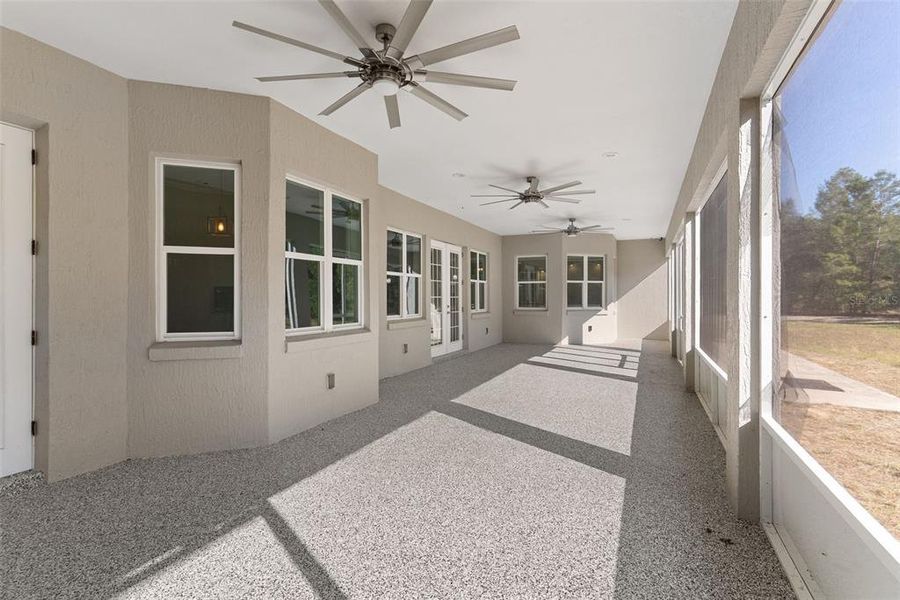 Exterior details and patio area of a home in , Ocala (Image 27).