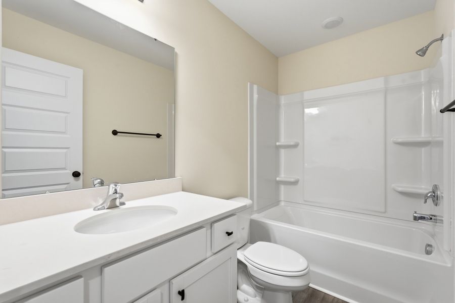 Representative furnished interior of a home built from the The Ryon by RTS Homes in The Pointe at Villages on Marne, Hinesville (Image 13).