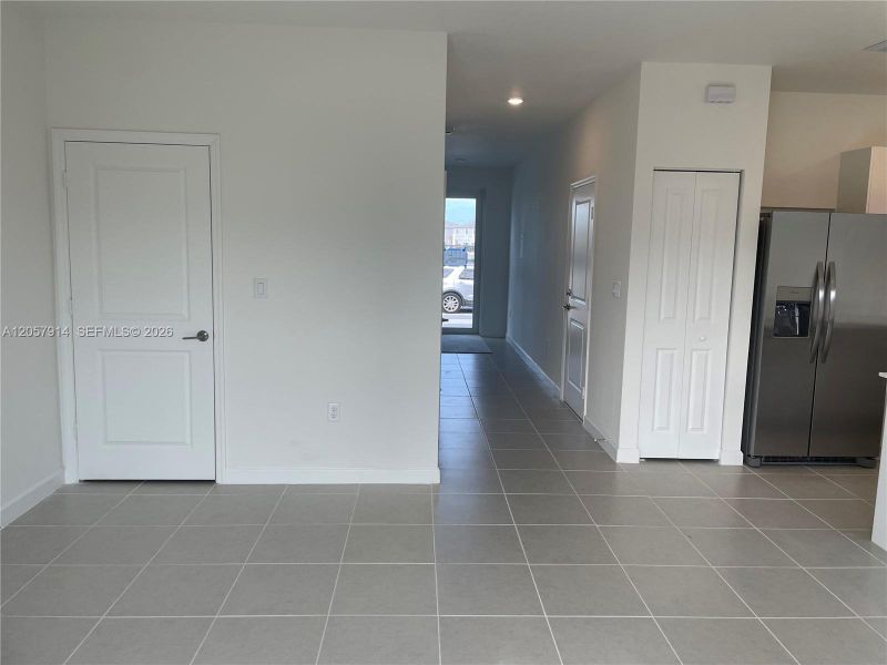 Spacious, unfurnished interior of a new home in , Homestead (Image 13).