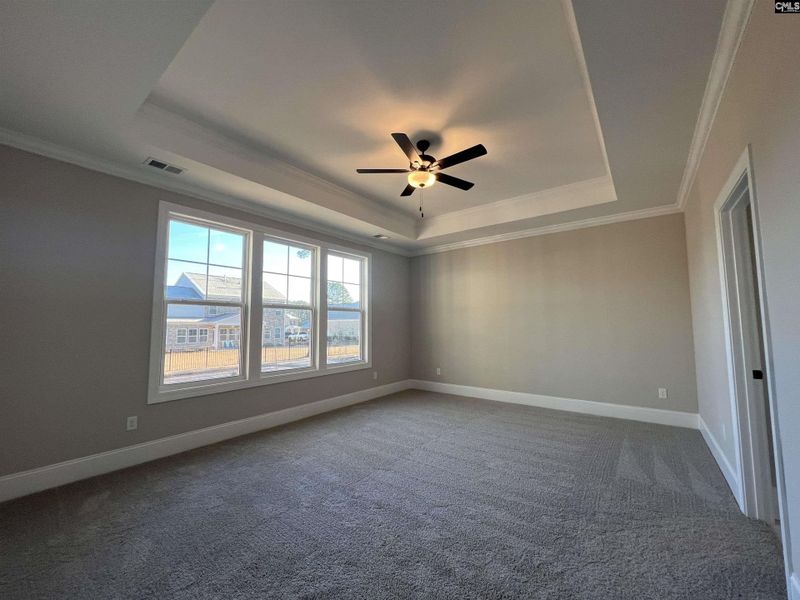 Spacious, unfurnished interior of a new home in The Cove, Sumter (Image 33).