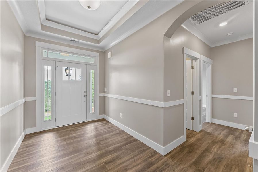 Representative unfurnished interior of a home built from the Roosevelt Elite by Enchanted Homes in Lakeside at Blue Ridge Plantation, Taylors (Image 24). Representative unfurnished interior of a home built from the Roosevelt Elite by Enchanted Homes in Lakeside at Blue Ridge Plantation, Taylors (Image 24).
