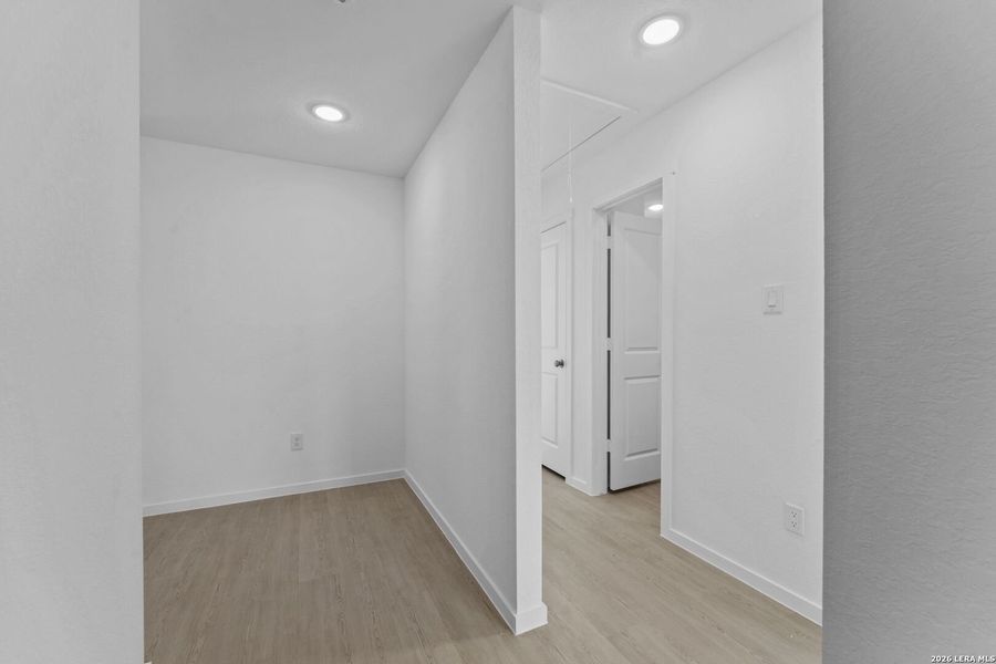 Spacious, unfurnished interior of a new home in Friendship Oaks, Fredericksburg (Image 18). Spacious, unfurnished interior of a new home in Friendship Oaks, Fredericksburg (Image 18).