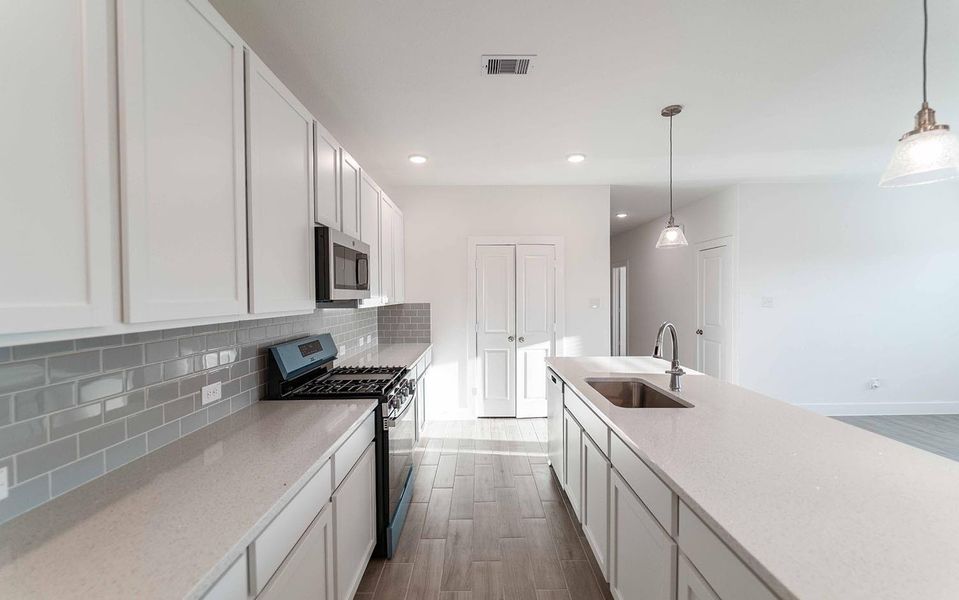 Furnished interior view inside a new home in River Ranch Meadows, Dayton (Image 7). Furnished interior view inside a new home in River Ranch Meadows, Dayton (Image 7).