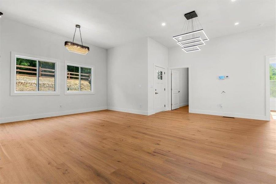 Spacious, unfurnished interior of a new home in , Atlanta (Image 21). Spacious, unfurnished interior of a new home in , Atlanta (Image 21).