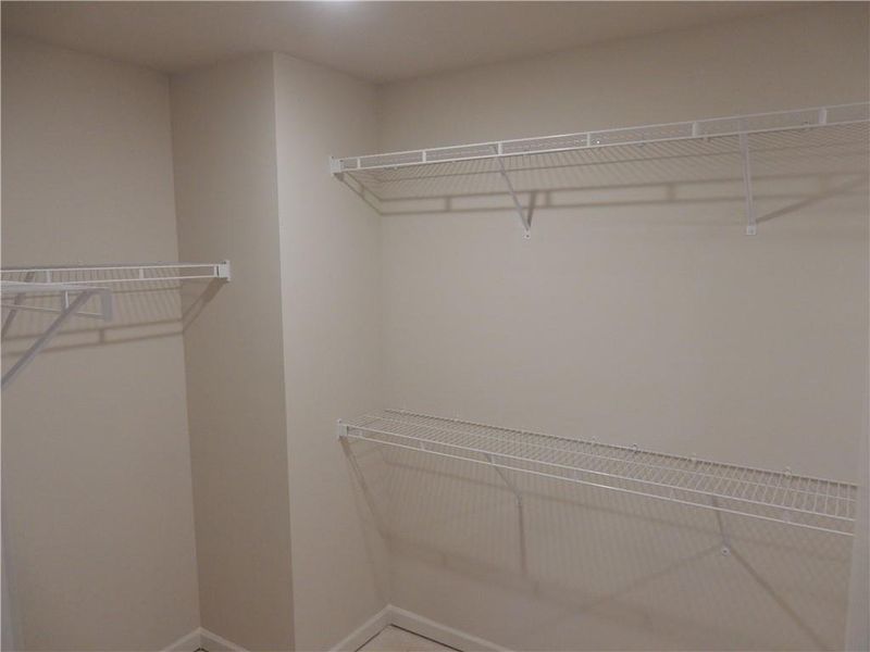 Spacious, unfurnished interior of a new home in , Demorest (Image 7).