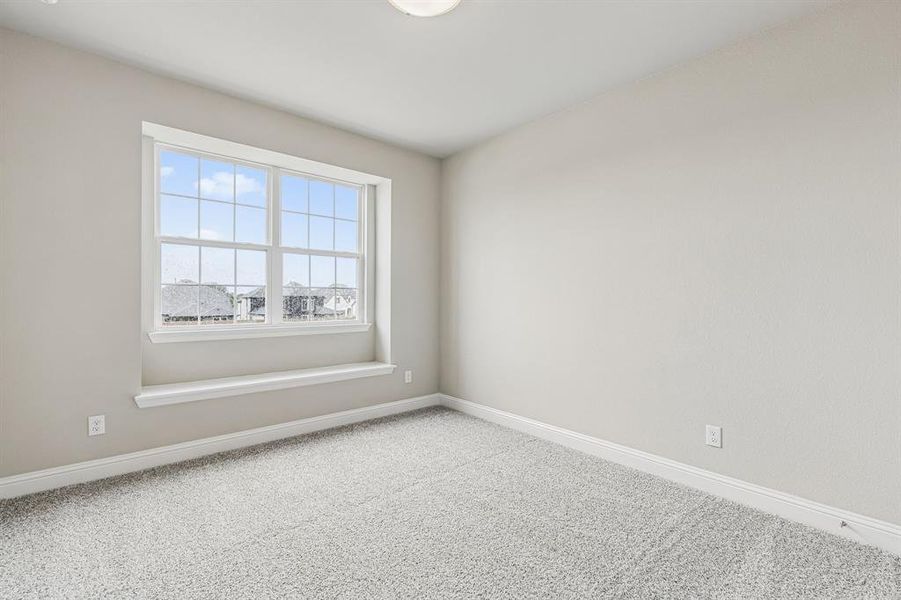 Spacious, unfurnished interior of a new home in Venetian, Weston (Image 22).