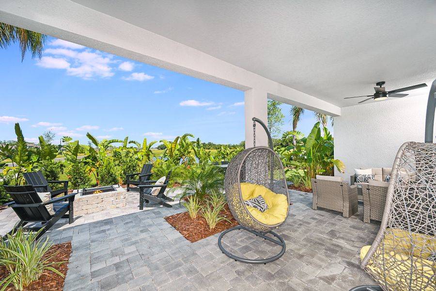 Representative exterior details of a home built from the Serenity by Risewell Homes in Storey Creek, Kissimmee (Image 3).