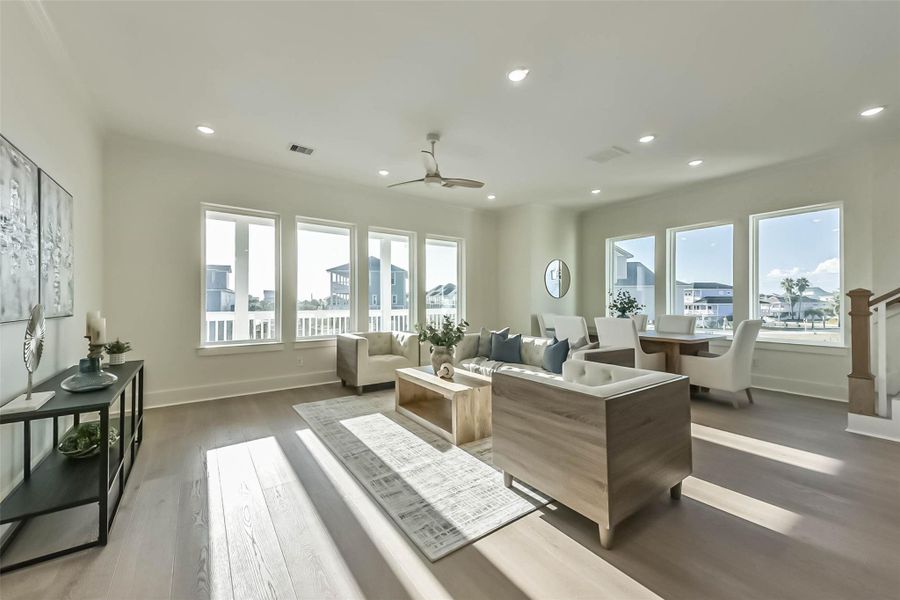 Furnished interior view inside a new home in , Galveston (Image 41).