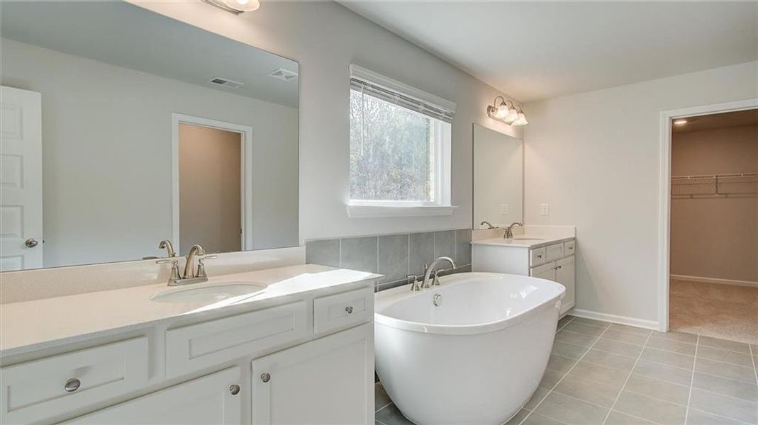 Furnished interior view inside a new home in Trinity Park, McDonough (Image 8).