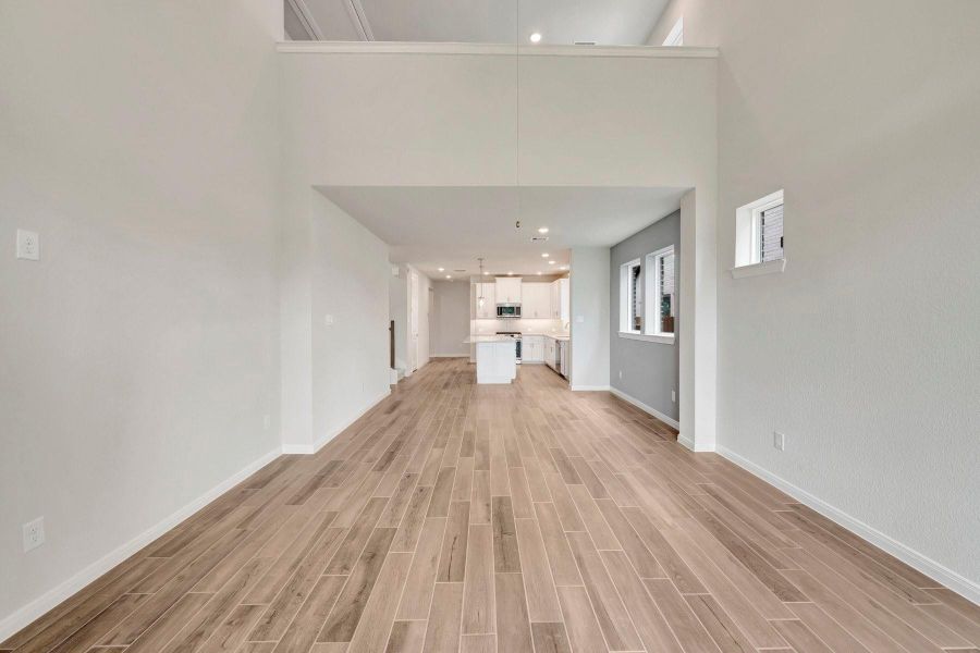 Spacious, unfurnished interior of a new home in The Grand Prairie - Meadow Collection, Hockley (Image 24).