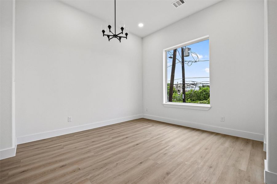 Spacious, unfurnished interior of a new home in , Houston (Image 32).