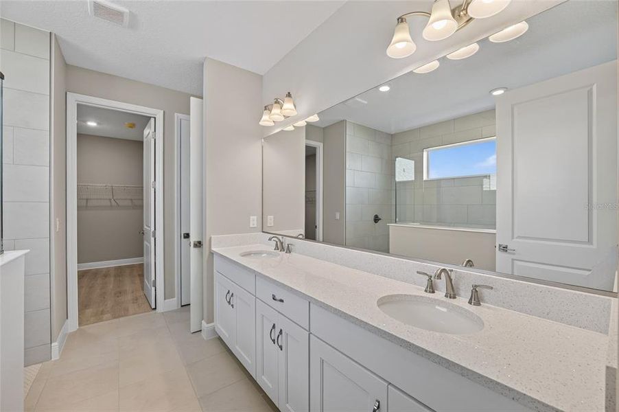 Furnished interior view inside a new home in , Ocala (Image 7).