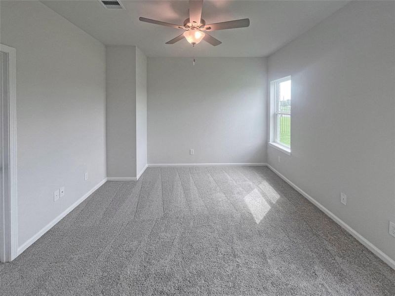 Spacious, unfurnished interior of a new home in Sierra Vista 60's, Iowa Colony (Image 12). Spacious, unfurnished interior of a new home in Sierra Vista 60's, Iowa Colony (Image 12).