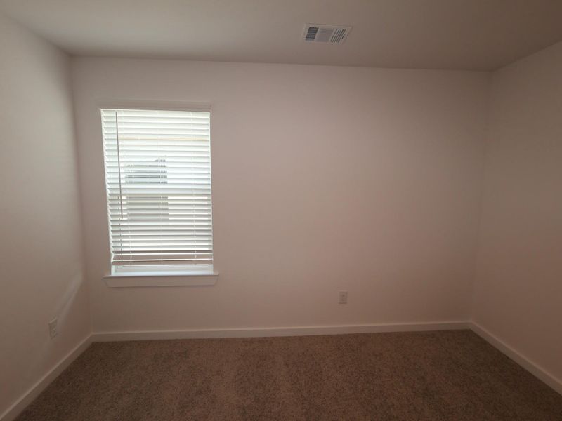 Spacious, unfurnished interior of a new home in Summerview, Fulshear (Image 13).