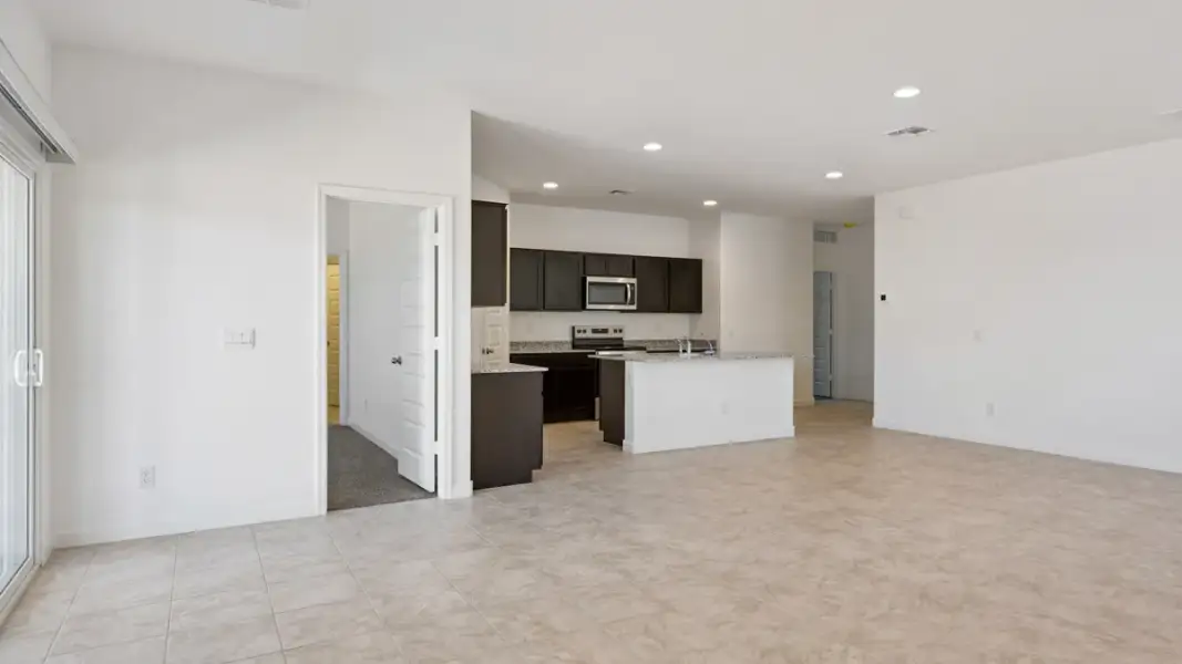 Image 32 of a home in Magma Ranch Vistas.
