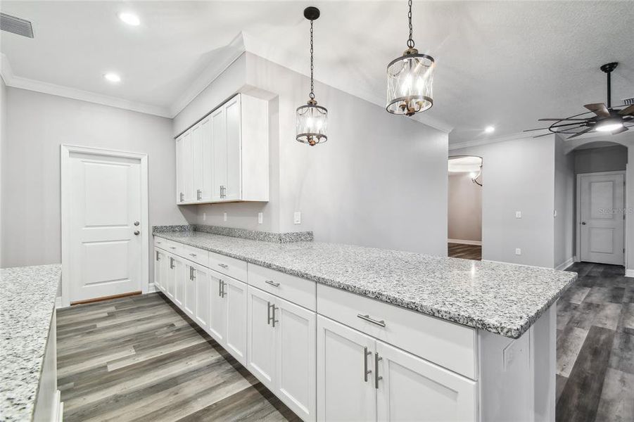 FINISHED HOME KITCHEN