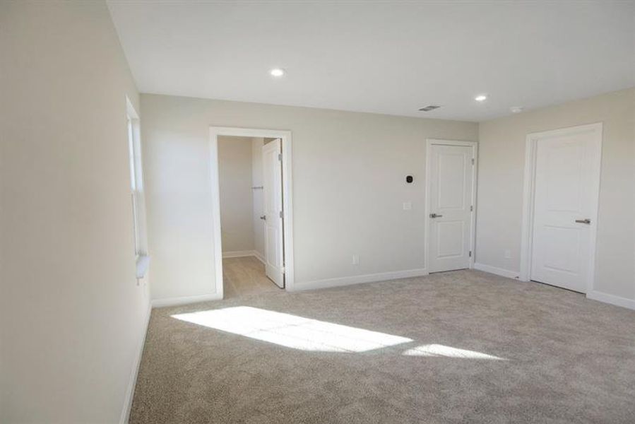 Spacious, unfurnished interior of a new home in Canterbrook Farms 2-Story, Fountain Inn (Image 15).