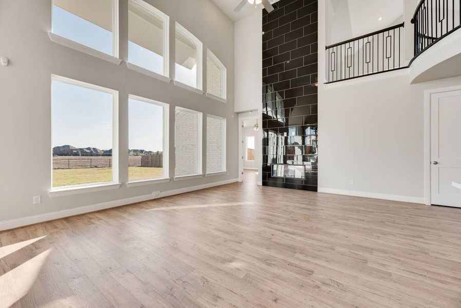 Spacious, unfurnished interior of a new home in Park Trails, Forney (Image 32).