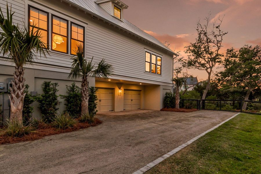 Exterior details and patio area of a home in Daniel Island Park, Charleston (Image 39).