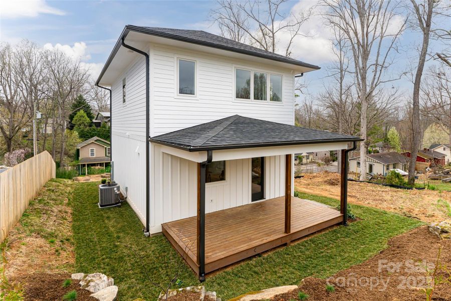 Photo of Similar Construction Photo of Similar Construction