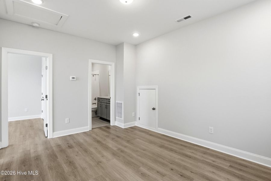 Spacious, unfurnished interior of a new home in East & Mason, Wilmington (Image 42). Spacious, unfurnished interior of a new home in East & Mason, Wilmington (Image 42).
