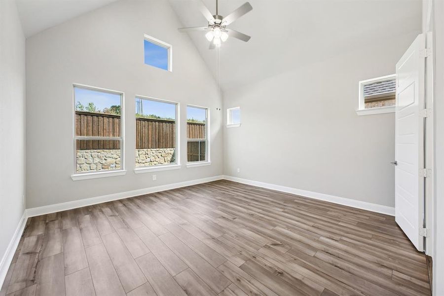 Spacious, unfurnished interior of a new home in Elements at Viridian - Garden Series, Arlington (Image 26). Spacious, unfurnished interior of a new home in Elements at Viridian - Garden Series, Arlington (Image 26).