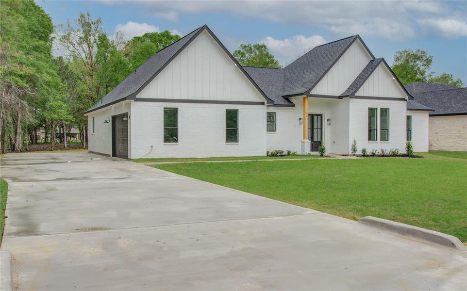 Welcome to this modern farm house! (photos are from previous build, current home is about 55 days from completion)