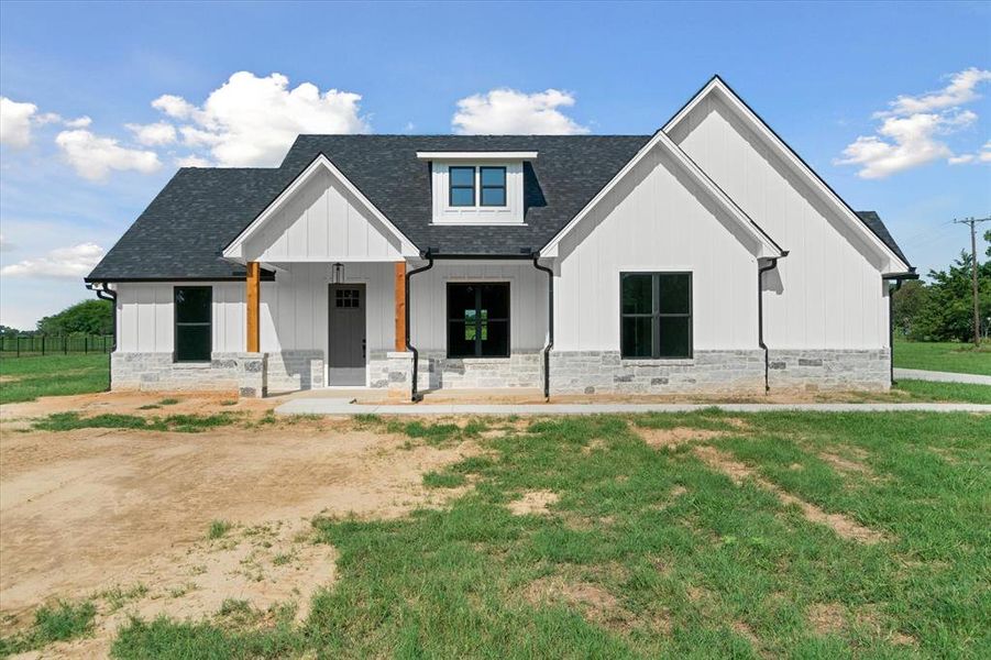 Front exterior of a new home in , Van, TX, highlighting curb appeal (Image 13).