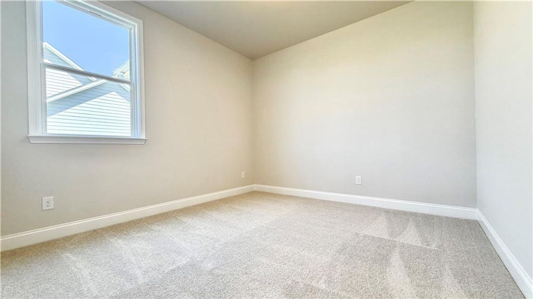 Spacious, unfurnished interior of a new home in Wehunt Meadows, Hoschton (Image 14).