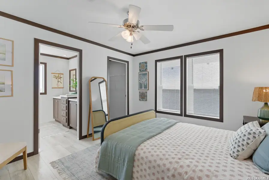 Furnished interior view inside a new home in , Seguin (Image 10).