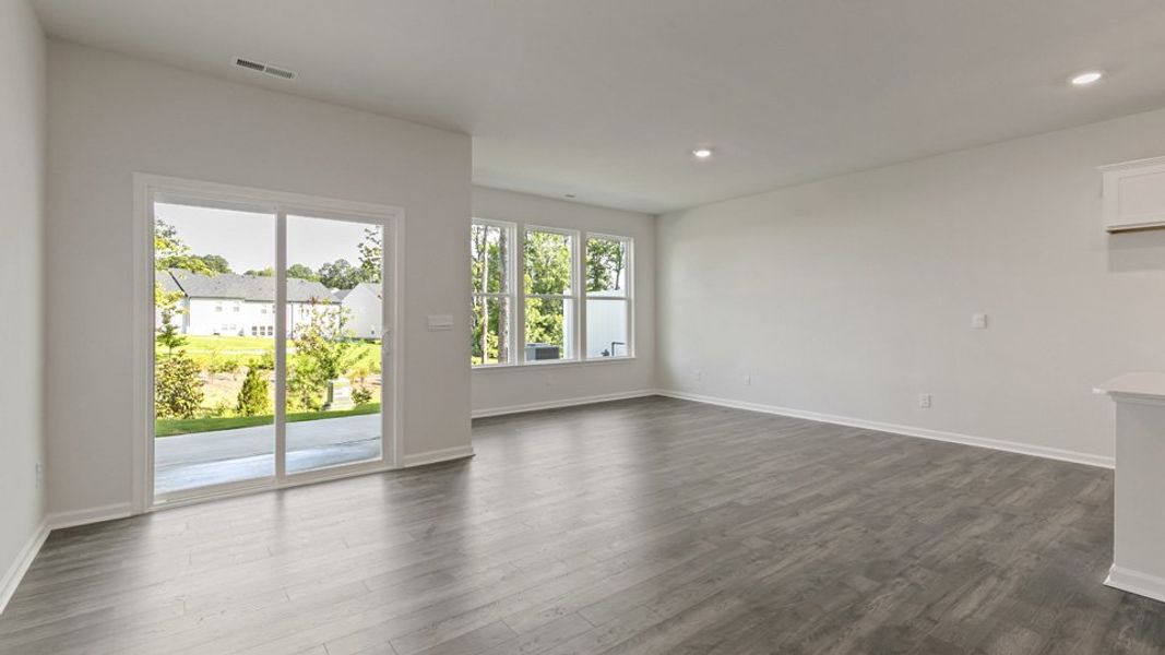 Spacious, unfurnished interior of a new home in Copper Run South, Durham (Image 11).