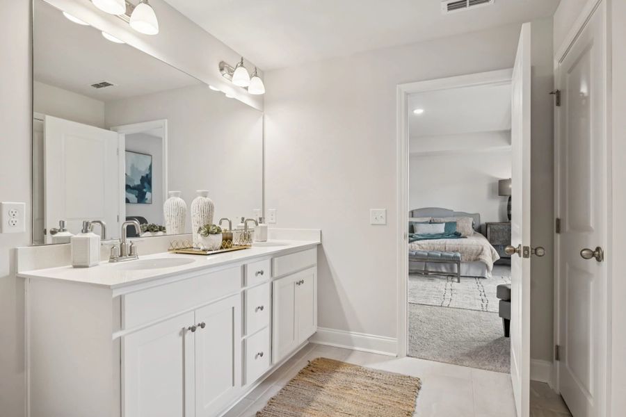 Furnished interior view inside a new home in Cades Bluff, Lebanon (Image 36).