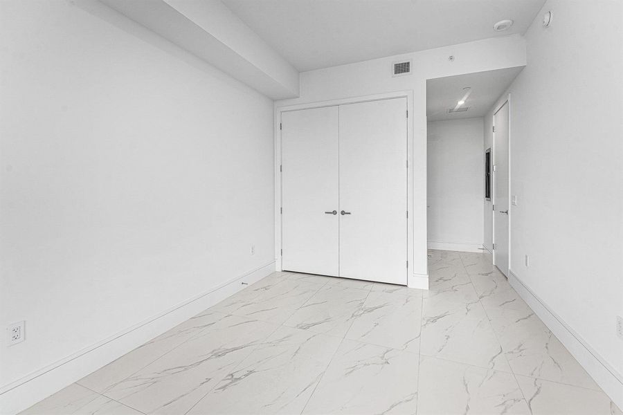 011-220LakeShoreDrive-1613-LakePark-FL-3 011-220LakeShoreDrive-1613-LakePark-FL-3