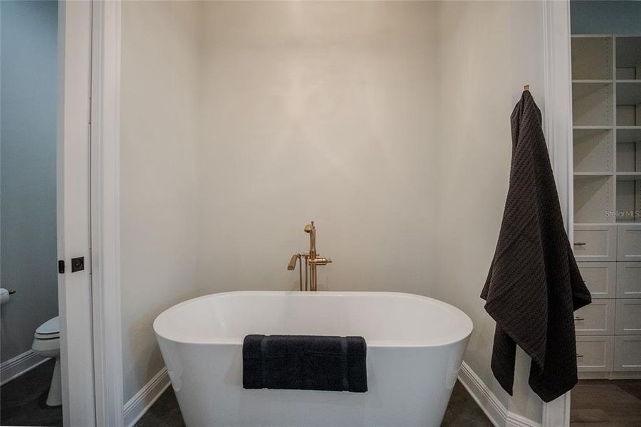Close-up of interior finishes inside a home in , Ocala (Image 20).